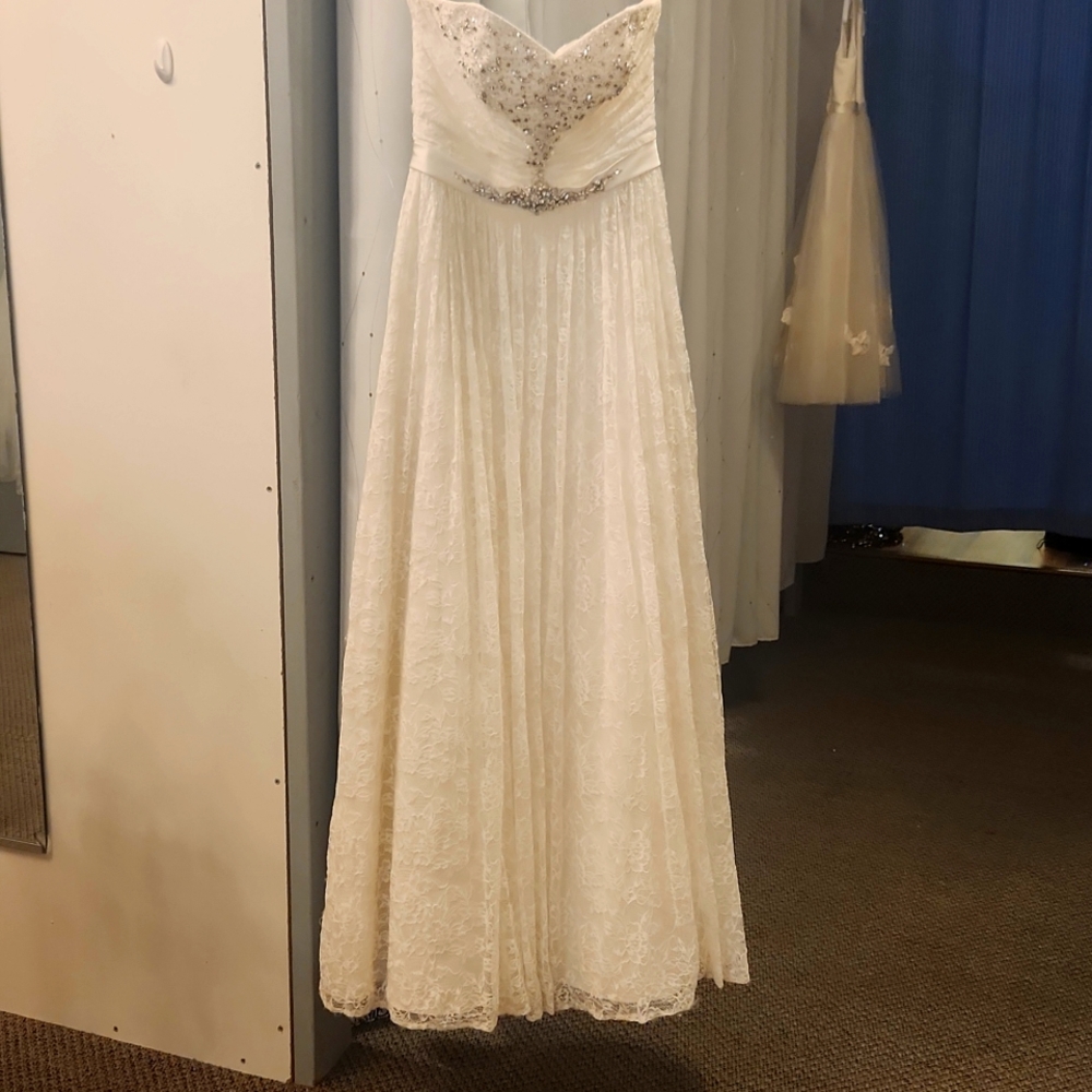 Informal wedding gown